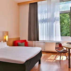 Hotel Ibis Sued, Berlino